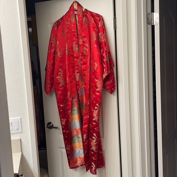 Other - Kimono robe Red dragon